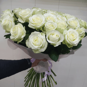 Букет из Белых роз