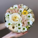 Авторская коробка с тыквой для мамы из эустом и хризантем