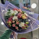 Букет «Эйфория» из гвоздик и роз