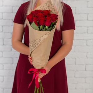 Букет из 9 красных роз