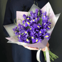 Букет «Голубым глазам» из ирисов