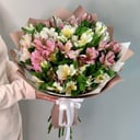 Букет «15 альстромерий»
