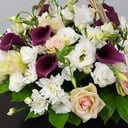 Корзина с цветами «Летний вечер» из роз и калл