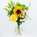 Букет «The color of summer» из роз и хризантем