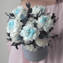 Композиция с голубыми пионовидными розами