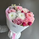 Букет Миранда из роз и гвоздик