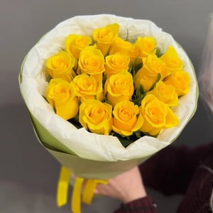 Букет «17 желтых роз Кения 40 см, арт.1215»