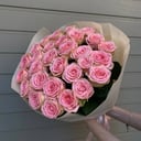 Букет из 29 розовых роз "Софи Лорен"