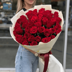 Букет «25 роз голландия 70 см»