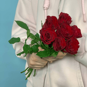 Букет «7 роз кения 32см»