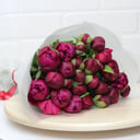 Букет из сезонных 25 пион