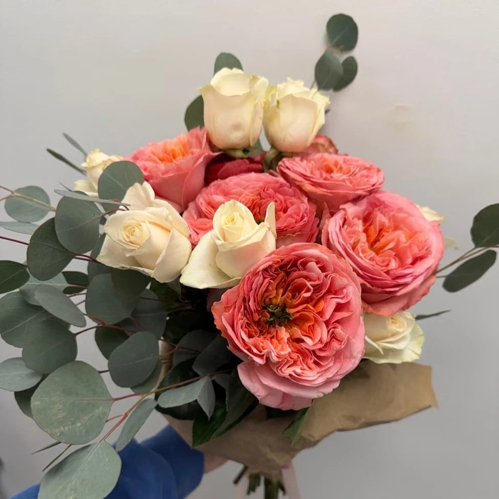 Flower delivery bouquet Palmdale CA