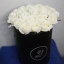 Композиция «White and Black» из роз