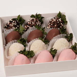 Набор с клубникой в шоколаде 12 ягод