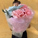 Букет с гортензией и француской розай