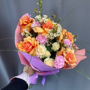 Яркий букет "Джипси" из роз