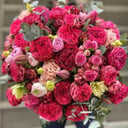 Букет «Танго» из роз и эустом