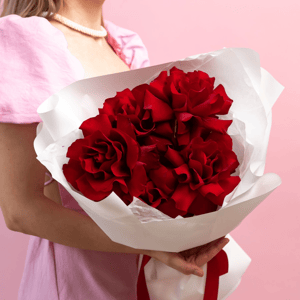 Букет «5 красных французских роз в упаковке»