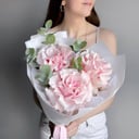 Букет из 3 французских роз с эвкалиптом