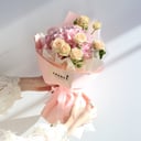 Авторский букет с гортензией и розами