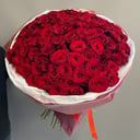 Букет из 101 красной розы "Чёрная магия"