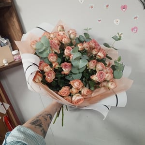 Монобукет кустовых роз