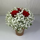 Коробка с цветами «Роза и гипсофила в стаканчике»