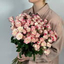 Монобукет 25шт Нежных кустовых роз кения