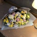 Букет «Прелесть» из эустом и роз