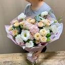 Букет «Романтичная особа» из эустом и гортензий