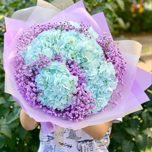 Фиолетовый букетик из гортензии