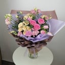 Букет «Мелодия любви» из роз и эустом