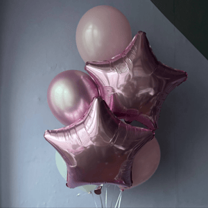 Розовый набор шаров со звездами