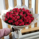 Букет «Вишневый десерт» из роз