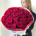 Букет из красных роз