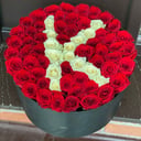 Шляпная коробка с цветами «Афродита» из роз