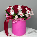 Шляпная коробка с цветами «Композиция "Тайна розы"»