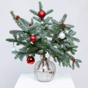 Букет «Новогодние ветки (нобилис) с игрушками»