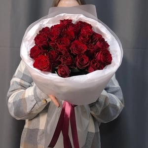 Букет из 23 красных розы