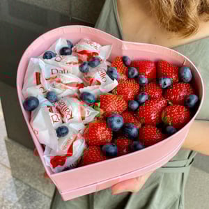 Клубничное сердце