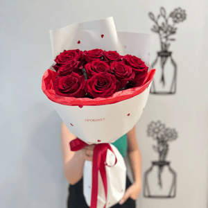 Букет «9 роз в оформлении»