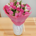 Букет «Весеннее чувство» из тюльпанов и эустом