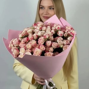 Монобукет из 25 кустовых роз
