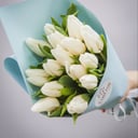 Букет 15 белых тюльпанов