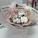 Композиция «Букет Безмятежность» из эустом и роз