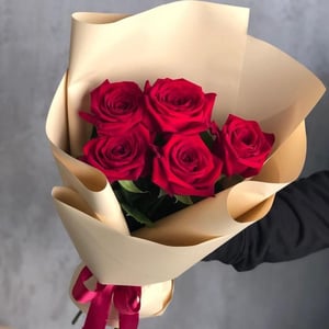 Букет 5 роз