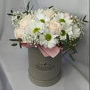 Коробка с цветами «Нежность» из роз и хризантем