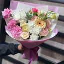 Букет «Бабочки» из эустом и роз