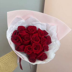 Букет из красных роз