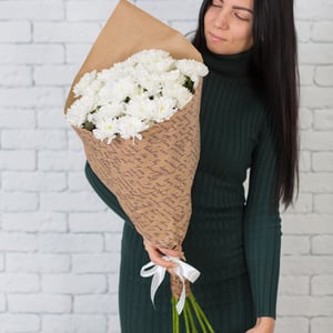 Букет из 7 хризантем